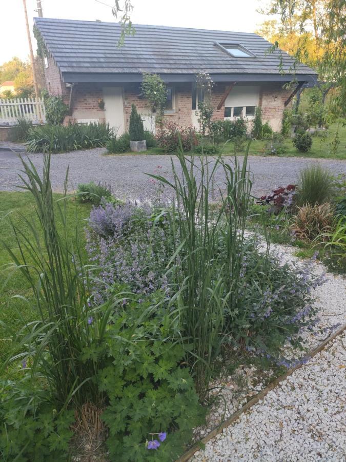 Gite Des Viviers -08400 Manre - De 1 A 2 Personnes Exterior foto